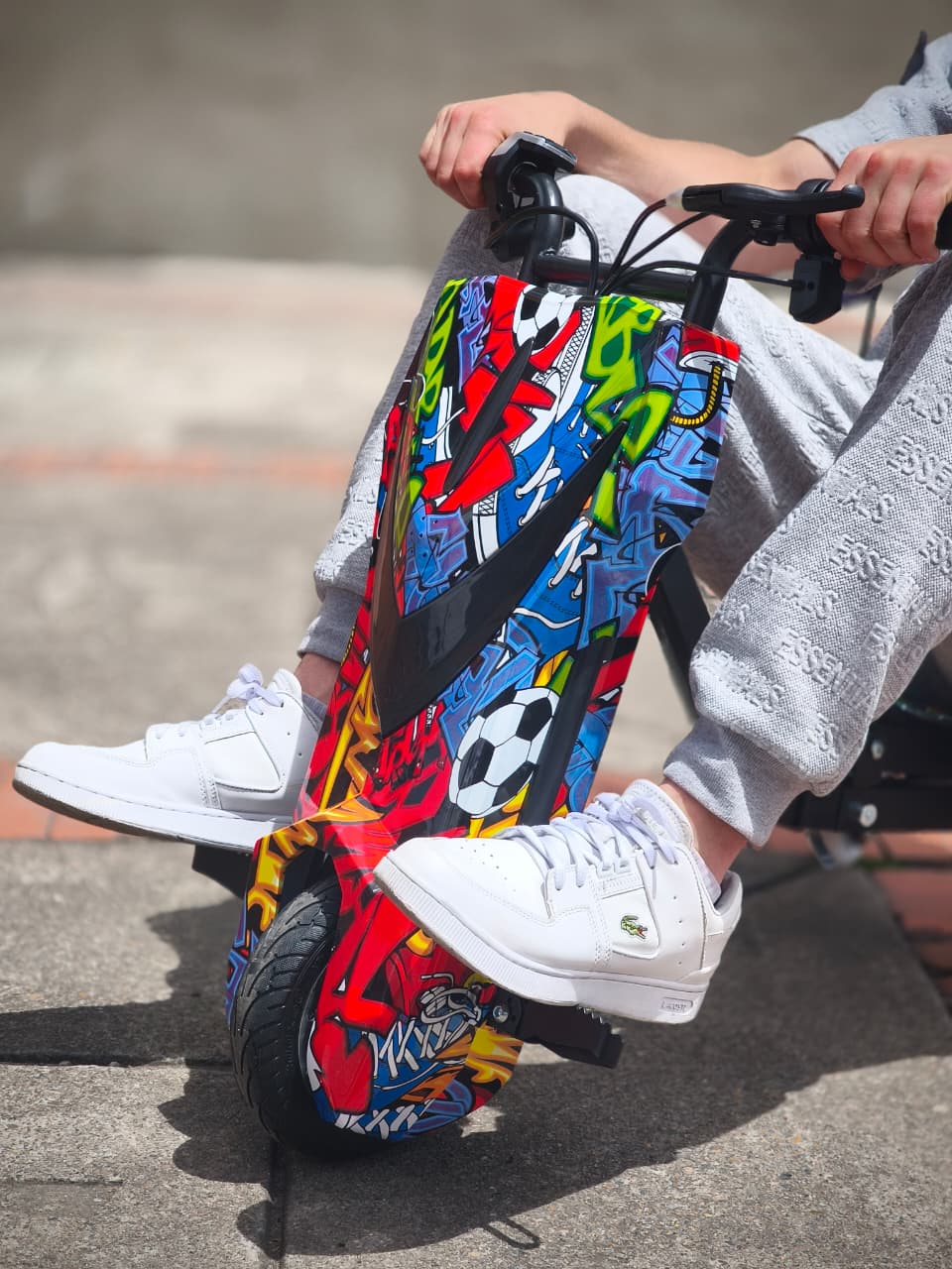 TRICICLO ELÉCTRICO MONTABLE