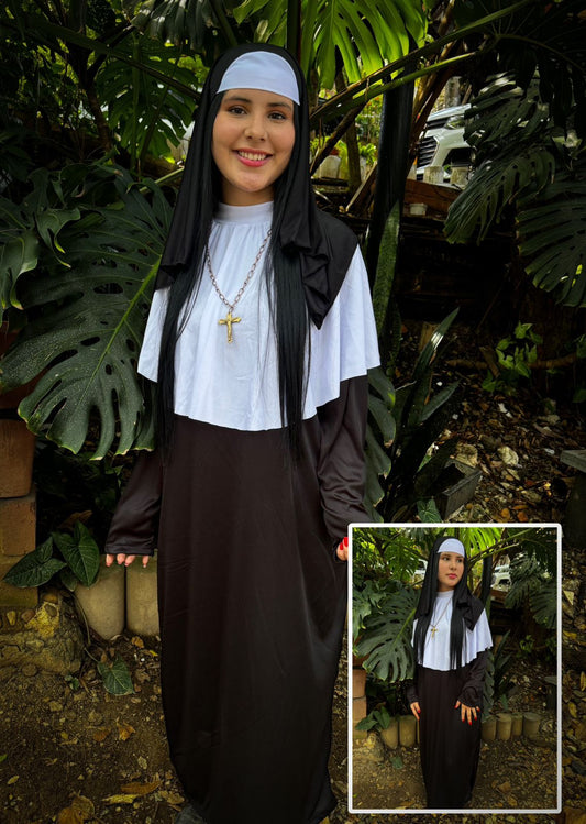 DISFRAZ DE RELIGIOSA
