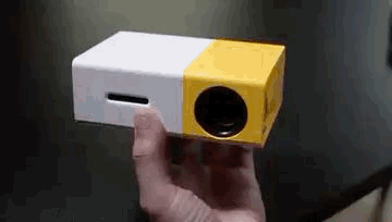 MINI PROYECTOR PORTÁTIL