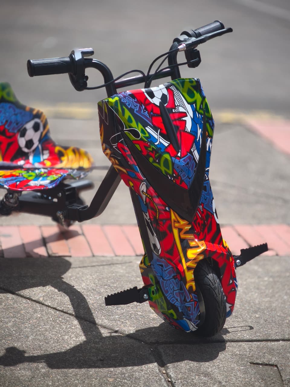 TRICICLO ELÉCTRICO MONTABLE